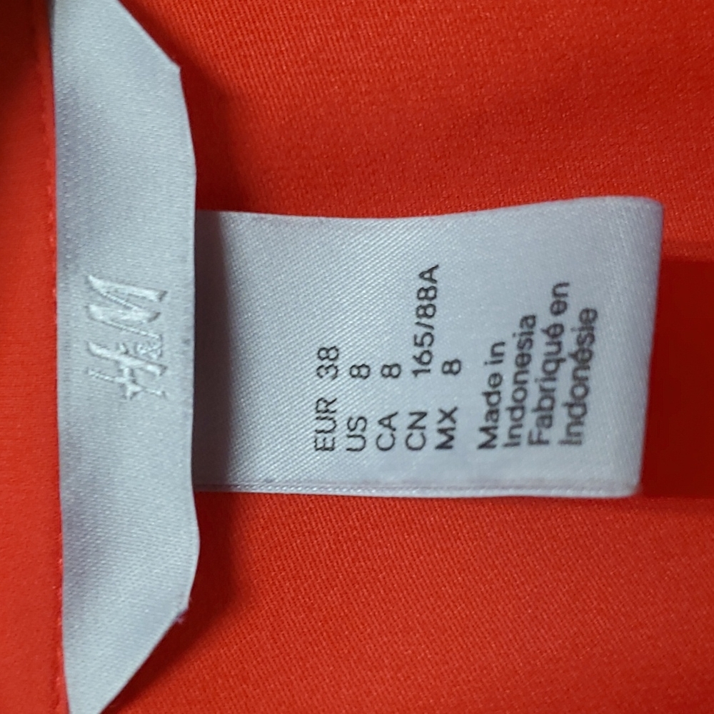 ❤️H&M❤️ RED BUTTON DOWN SIZE 8 - Picture 3 of 4